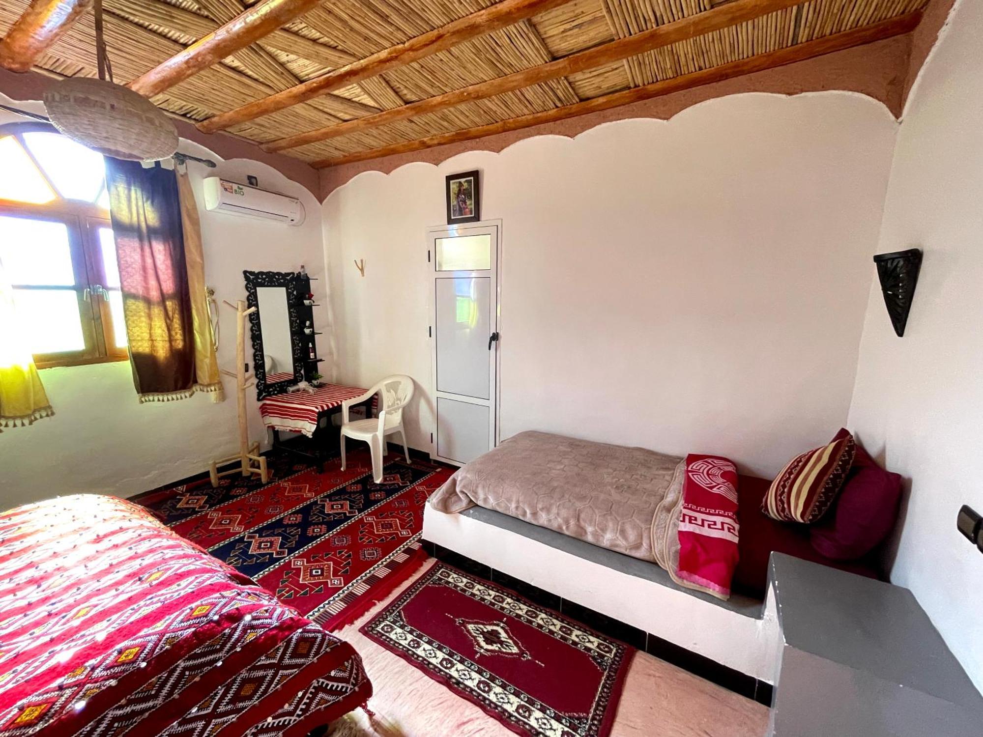Auberge Oued Dades Boumalne Dades ภายนอก รูปภาพ